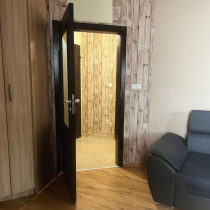 Двустаен апартамент с кухненски бокс в район Сердика, гр. София